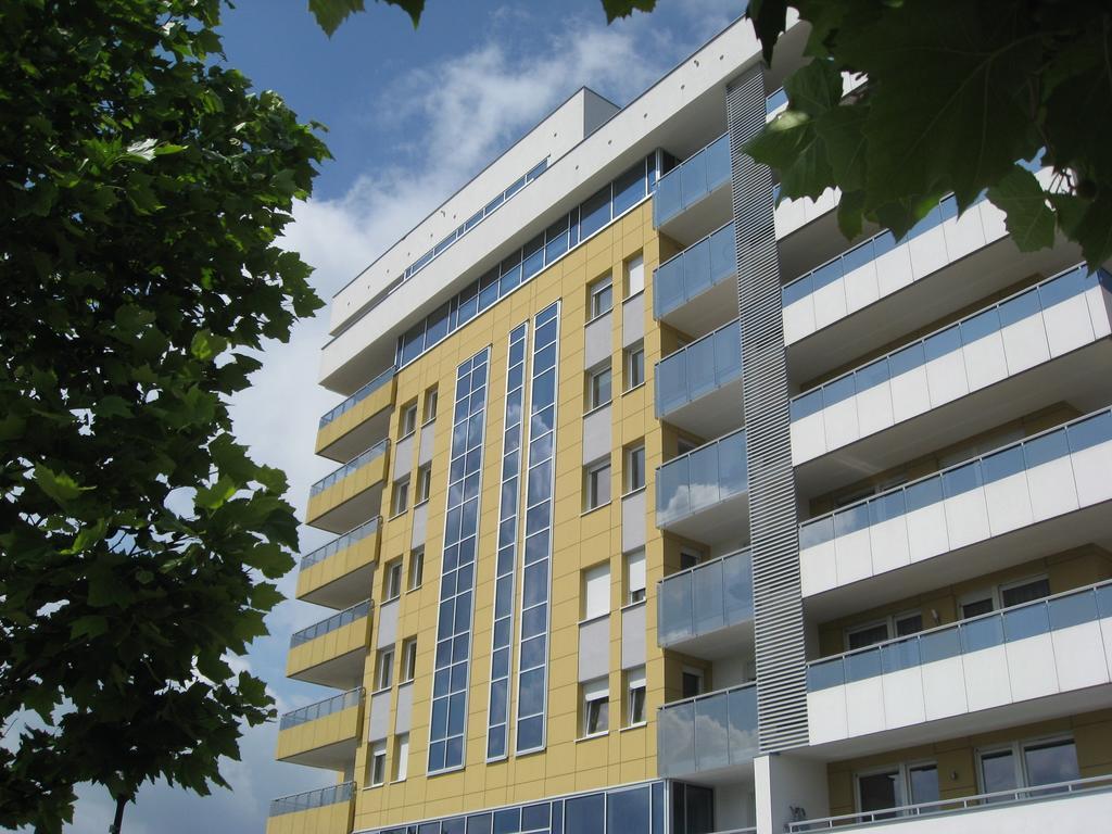 Marcelin Apartments Poznan Exterior photo